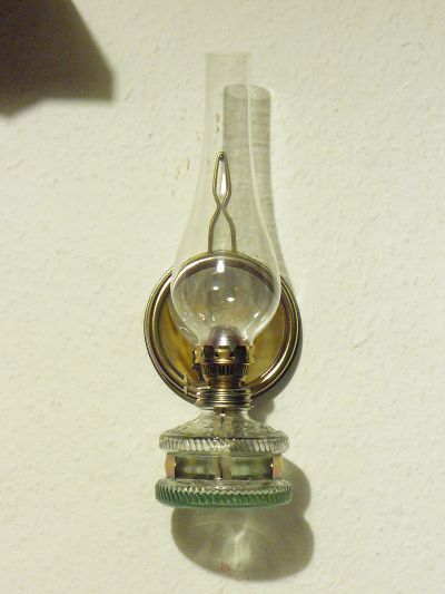 petroleumwandlampe2.jpg